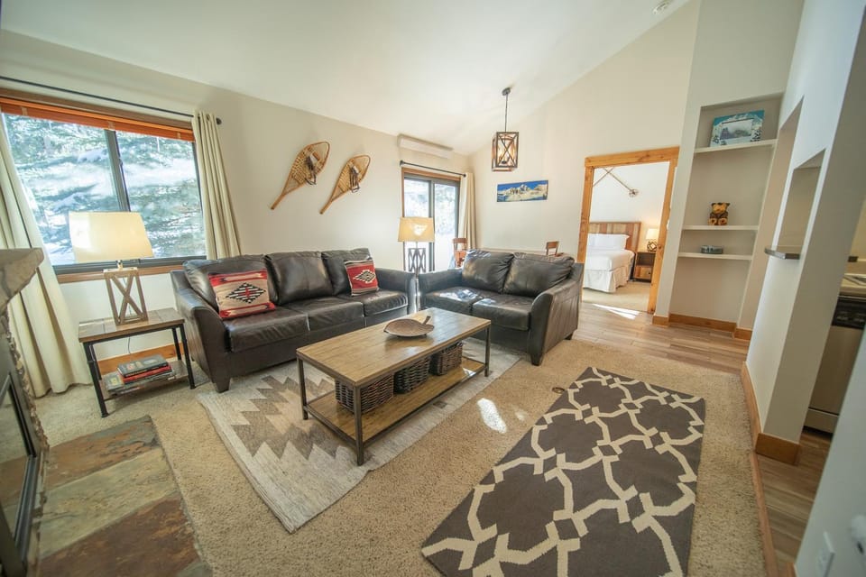 Flying Dutchman 1174 by SummitCove Lodging in Colorado House in Keystone
