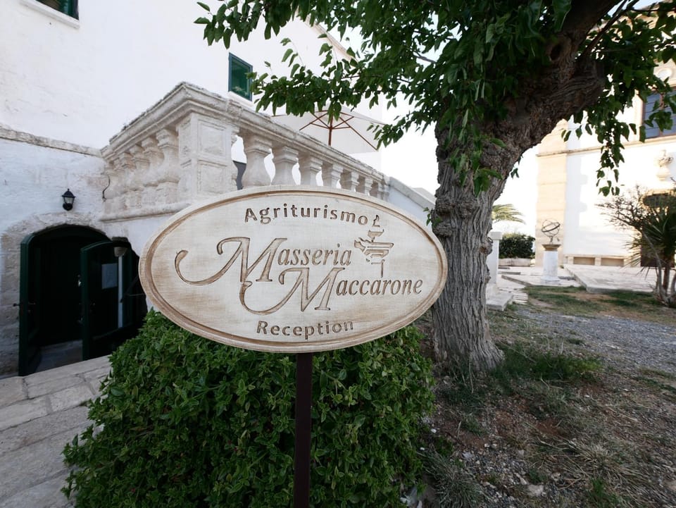 Masseria Maccarone Country House in Apulia