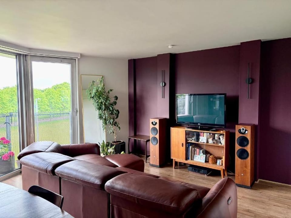 Glasgow City Single Room in Home-share with Balcony & Parking Apartment in Glasgow