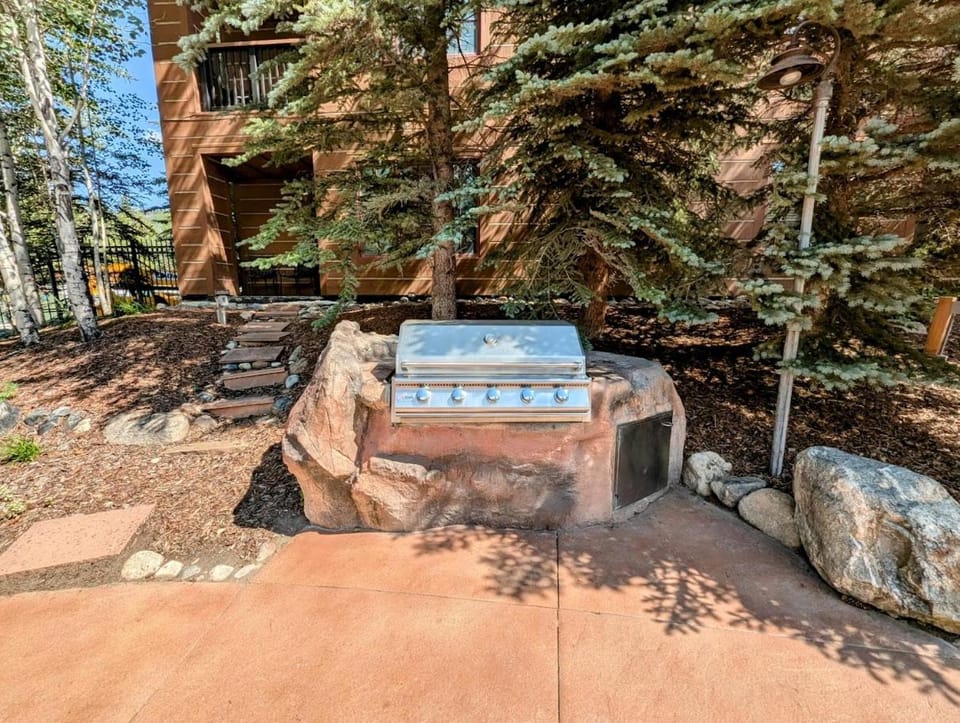 Springs 8862 by SummitCove Lodging in Colorado House in Keystone