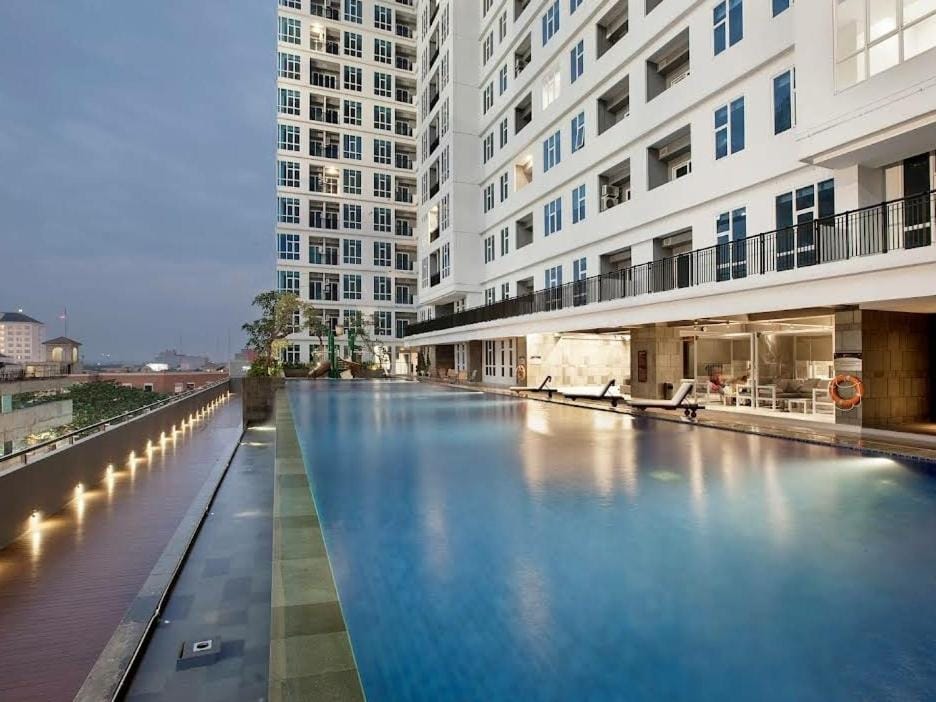 Property building, Pool view, Swimming pool
