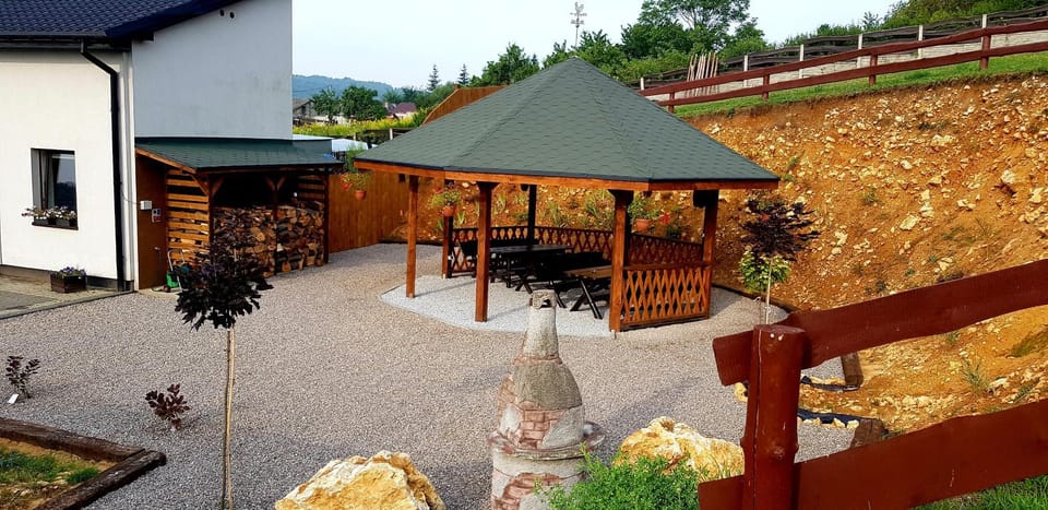 Jurajskie Manowce Farm Stay in Poland