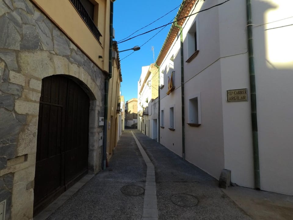 Property building, Neighbourhood, City view, Street view