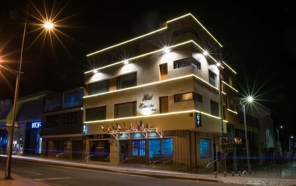 Property building, Facade/entrance, Night