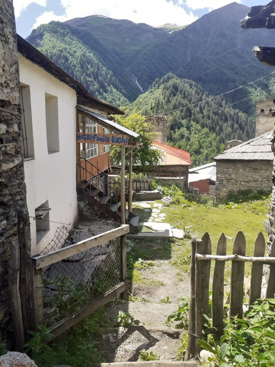 Hotel Family Bachi Bed and Breakfast in Georgia