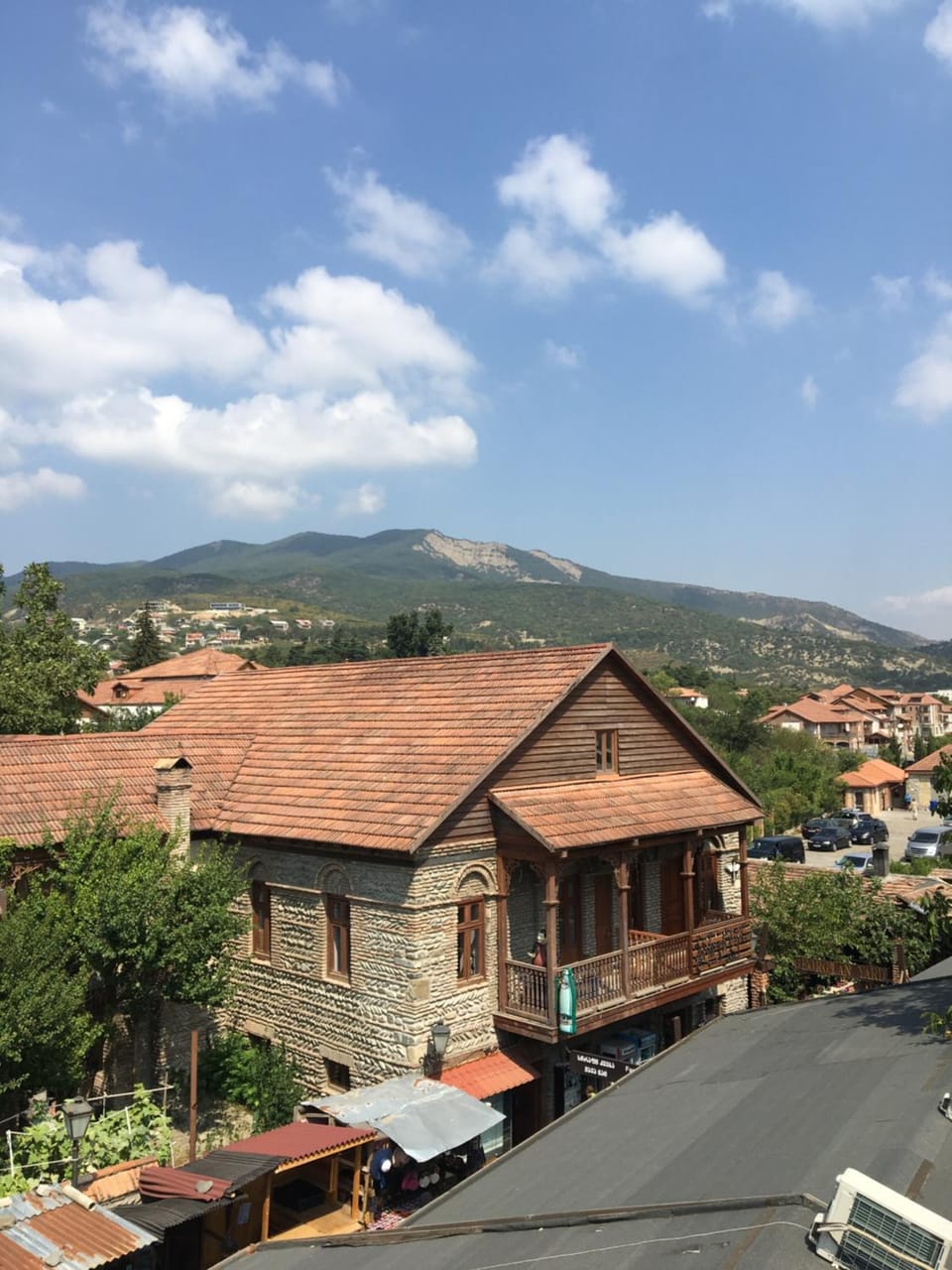 Neighbourhood, City view, Mountain view, Street view