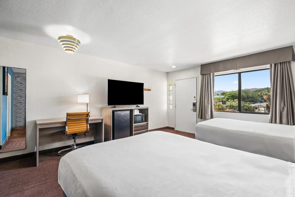 Americas Best Value Inn and Suites -Yucca Valley Motel in Yucca Valley