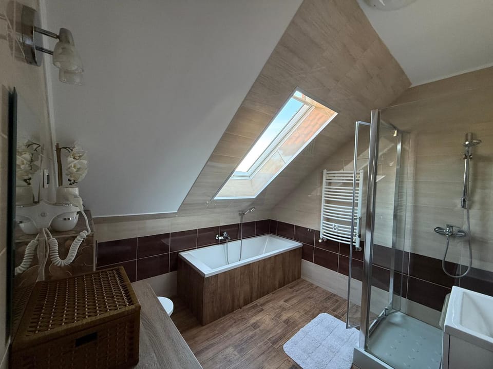 Dom nad jeziorem Mazury pomost segment 2 House in Lithuania