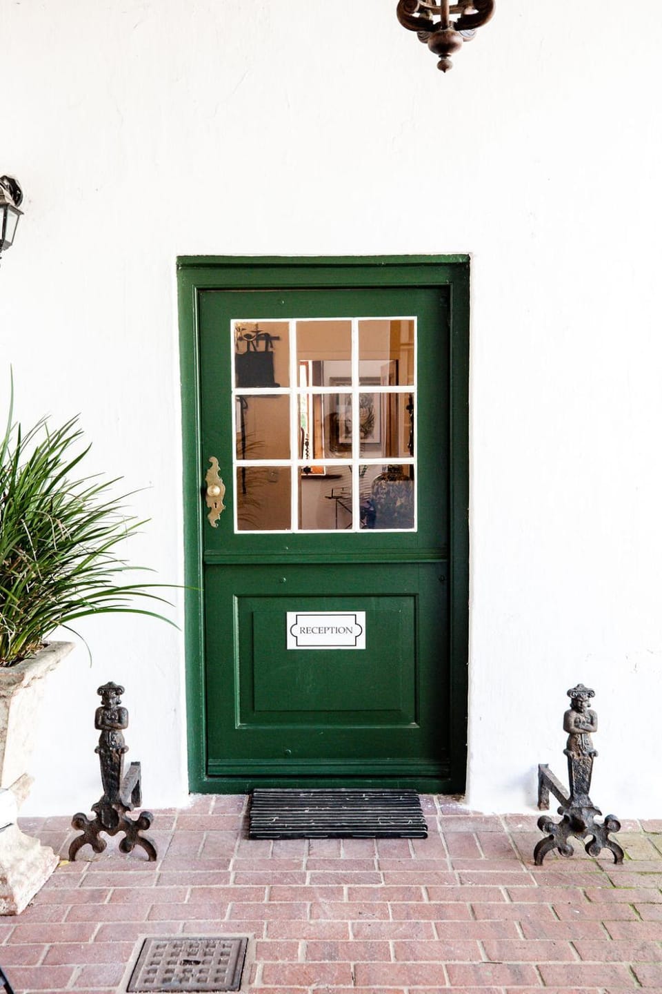 Facade/entrance, Day, Night