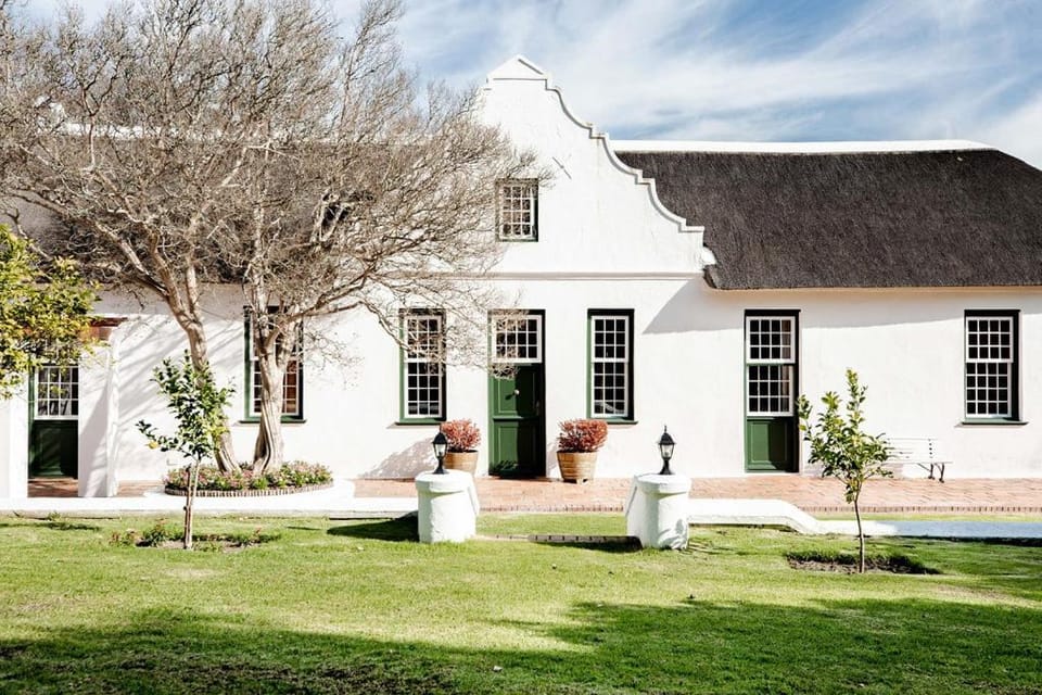 Property building, Garden, Garden view