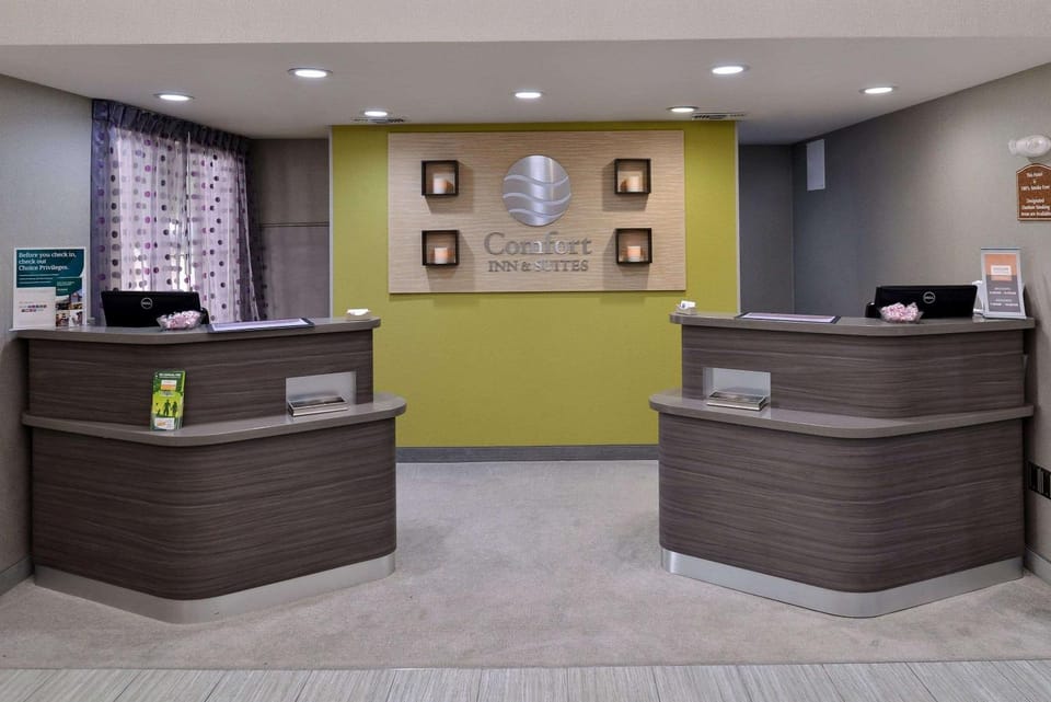 Lobby or reception, On site