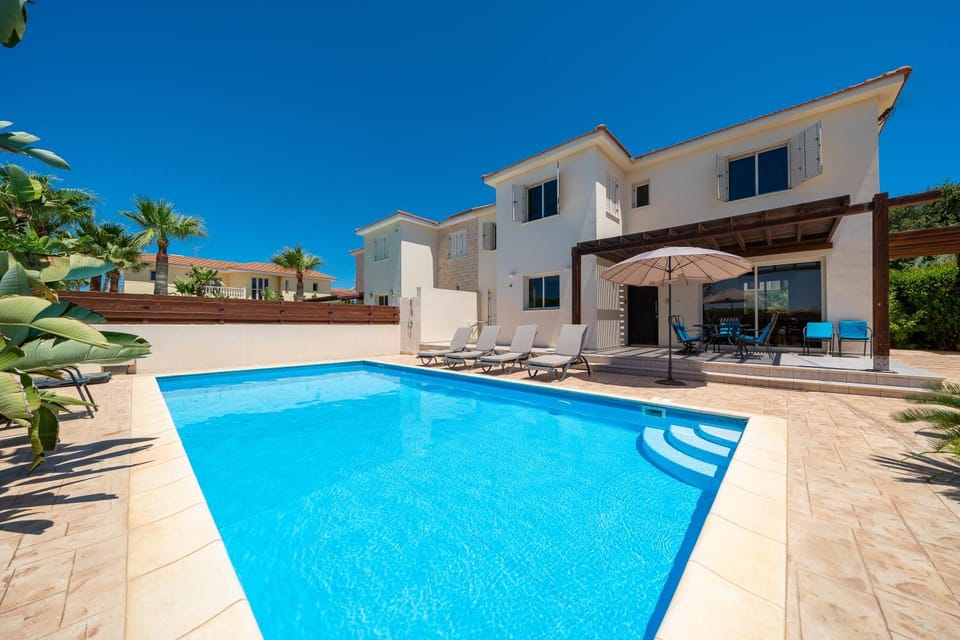 Atlantica 4 bedroom villa near the beach Villa in Paralimni