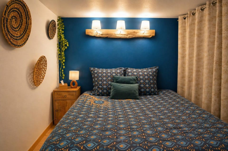 Bed, Bedroom