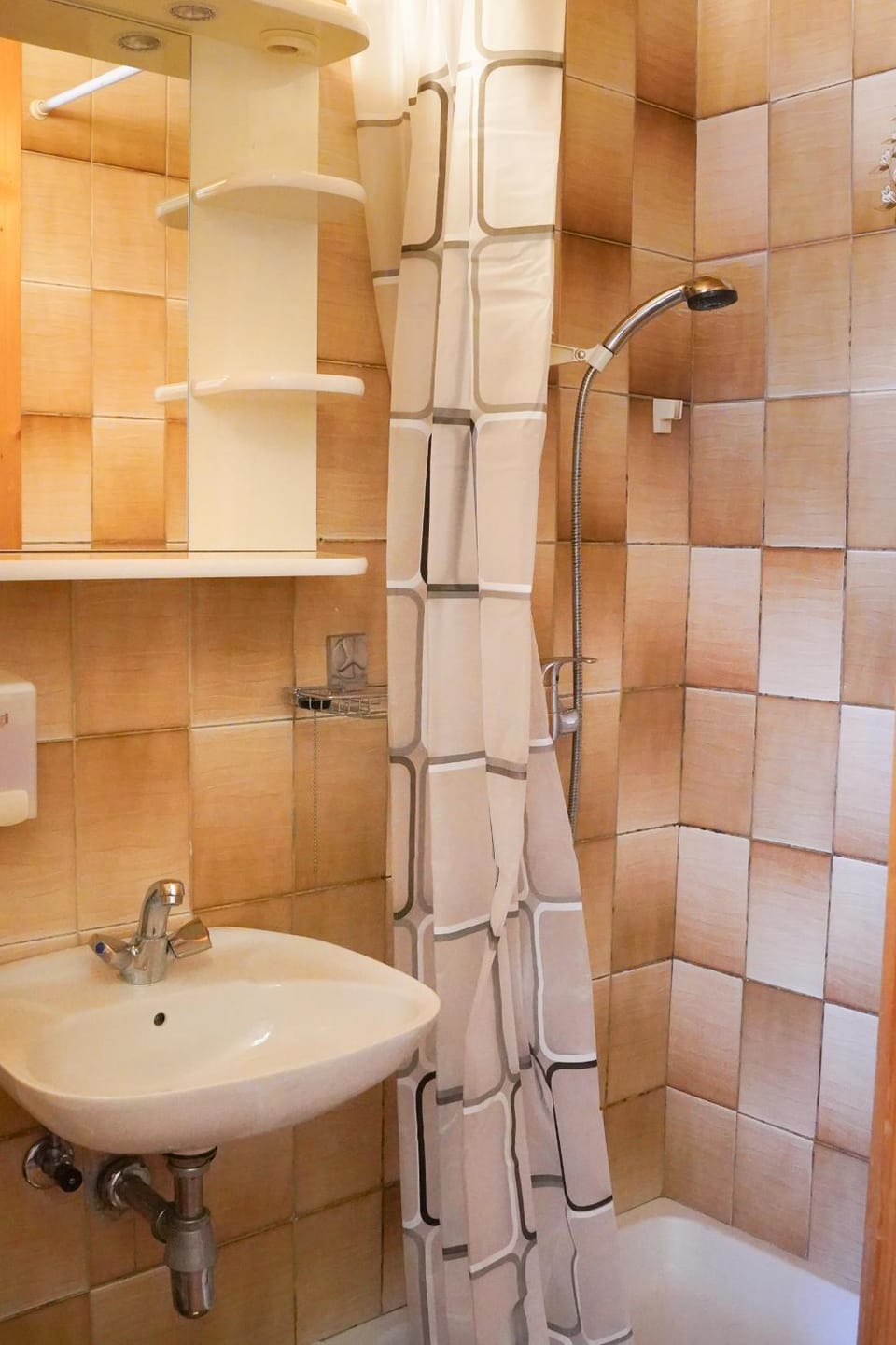 Shower, Bathroom, Bathroom