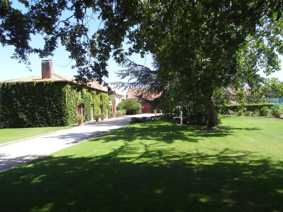 LA FERME DE ROUFFIGNAC Bed and Breakfast in Nouvelle-Aquitaine