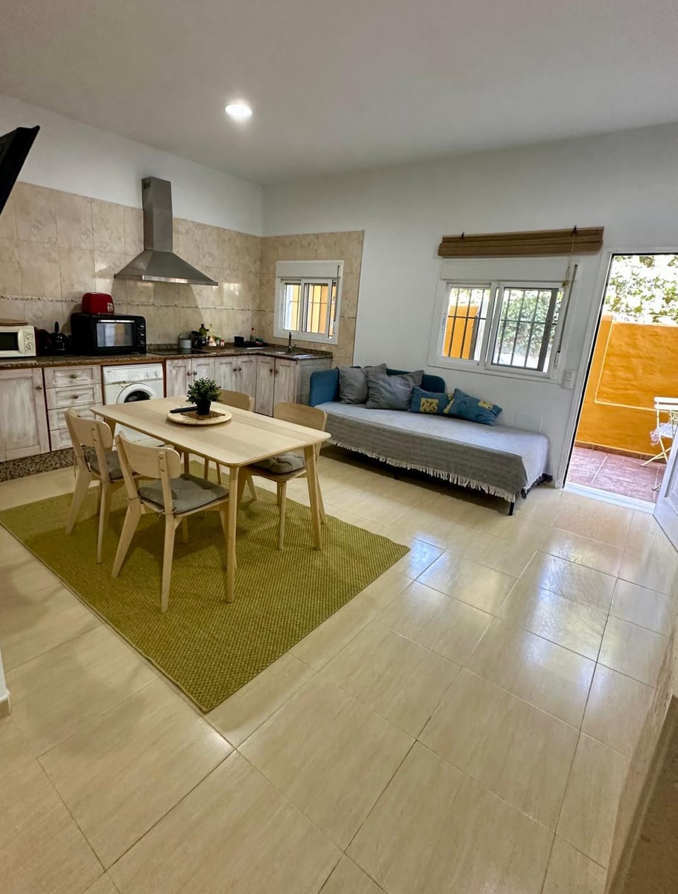 Casa a 65 metros de la Playa House in El Palmar de Vejer