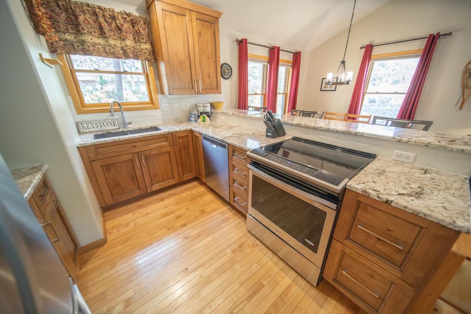 Snake River 26 by SummitCove Lodging in Colorado House in Keystone