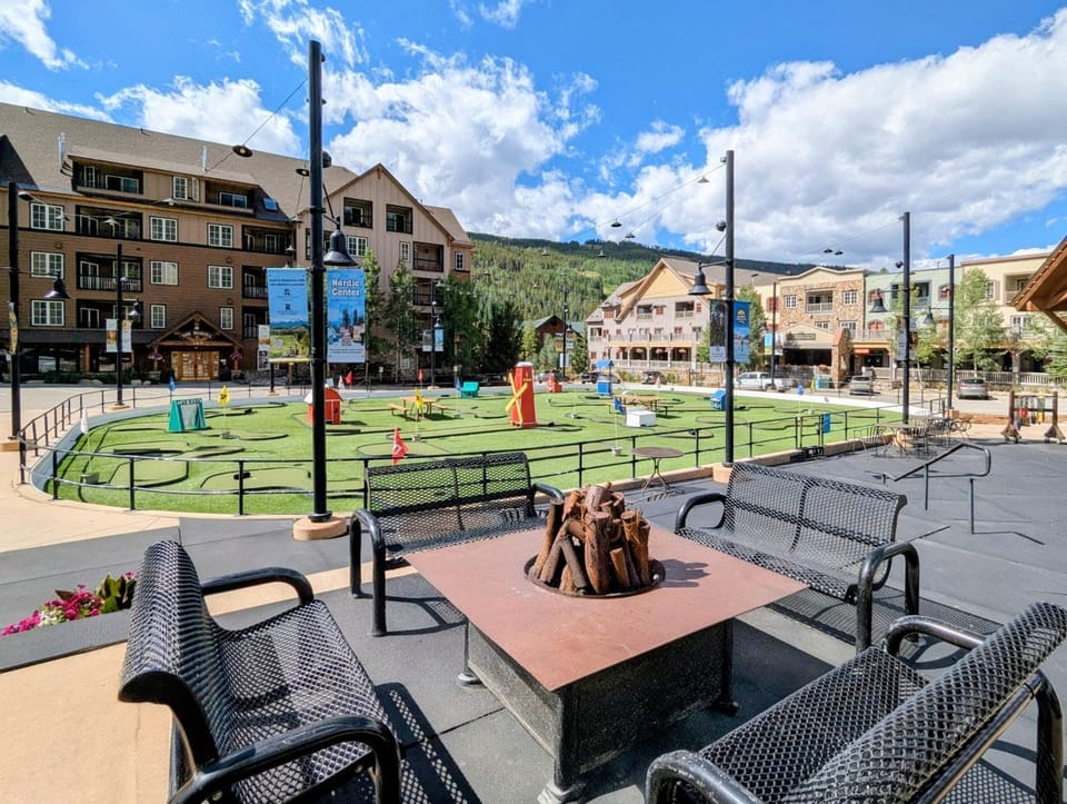 Grand Lodge at Keystone 633 by SummitCove Lodging House in Keystone