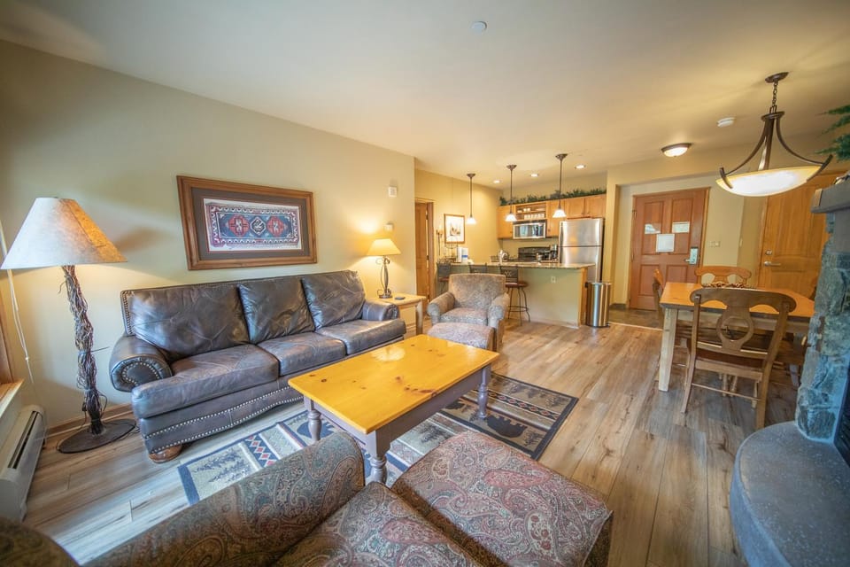 Jack Pine 8006 by SummitCove Lodging in Colorado Apartment in Keystone