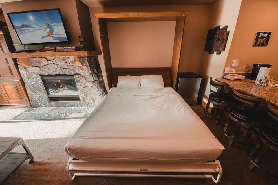 Red Hawk Lodge 2222 by SummitCove Lodging in Colorado House in Keystone