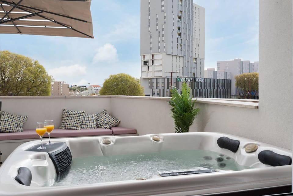 Hot Tub