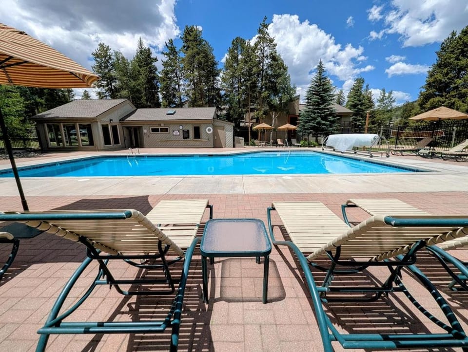 Flying Dutchman 1117 by SummitCove Lodging in Colorado House in Keystone