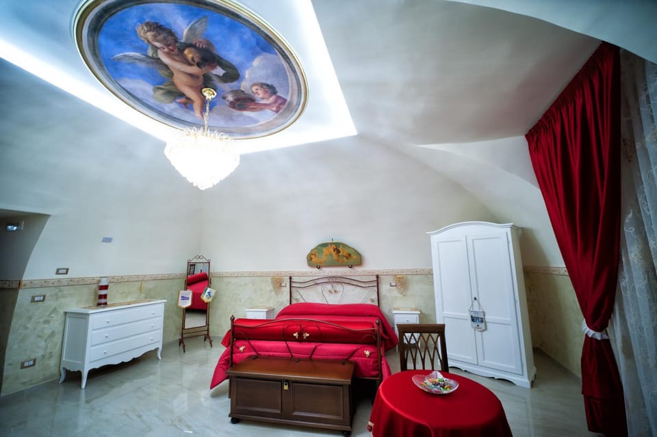 Bed, Photo of the whole room