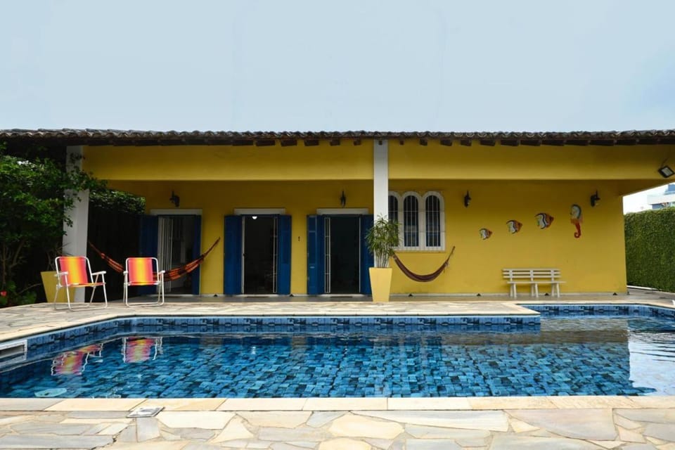 Pé na Areia com Piscina e Churrasqueira - 2 suítes House in Bertioga