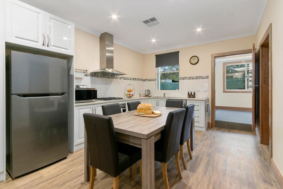 Williamstown Bed and Breakfast House in South Australia