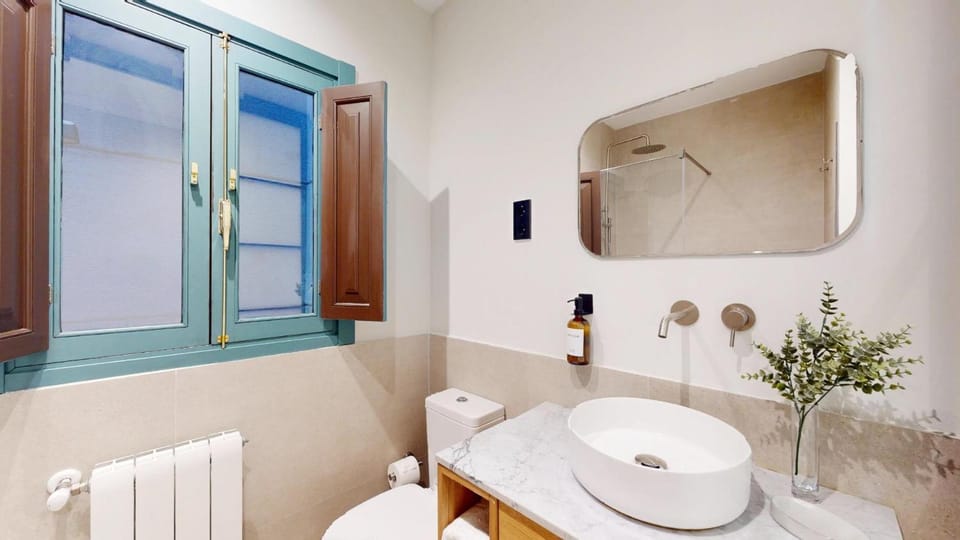 Toilet, Bathroom