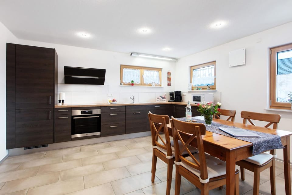 Property building, Kitchen or kitchenette, Living room
