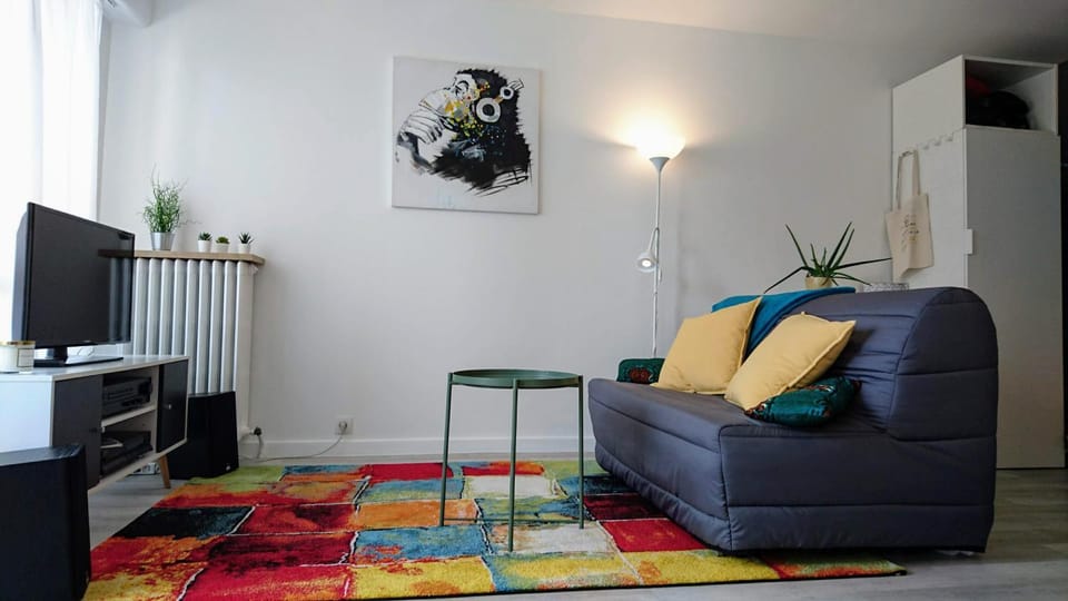 Grand studio confort, Parking Apartment in Villeurbanne