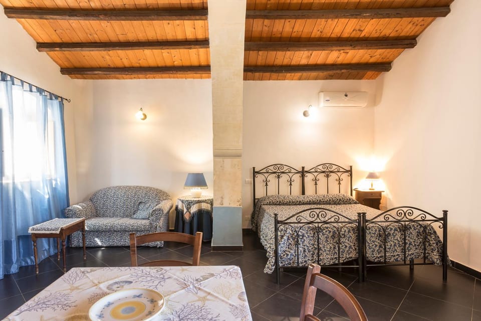 Villa Zottopera - Dimora di Sicilia Farm Stay in Sicily