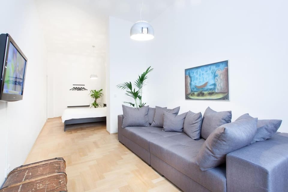Labyrinth Apartment in Berlin