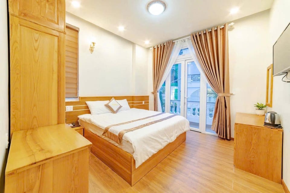 Bed, Coffee/tea facilities, Photo of the whole room, Bedroom, towels, wardrobe