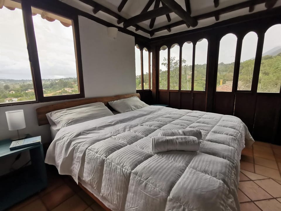 Bed, Photo of the whole room, Bedroom, Mountain view