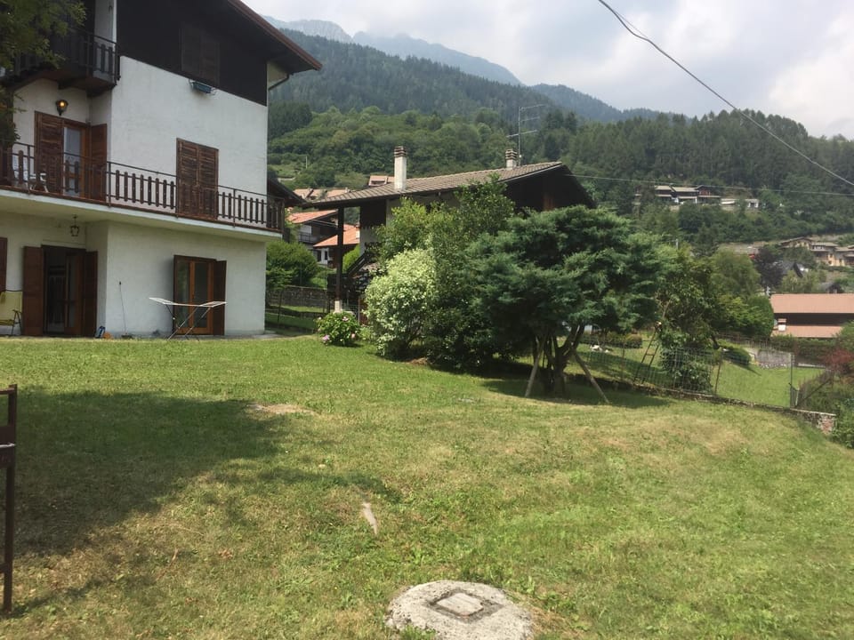 Garden view, Mountain view