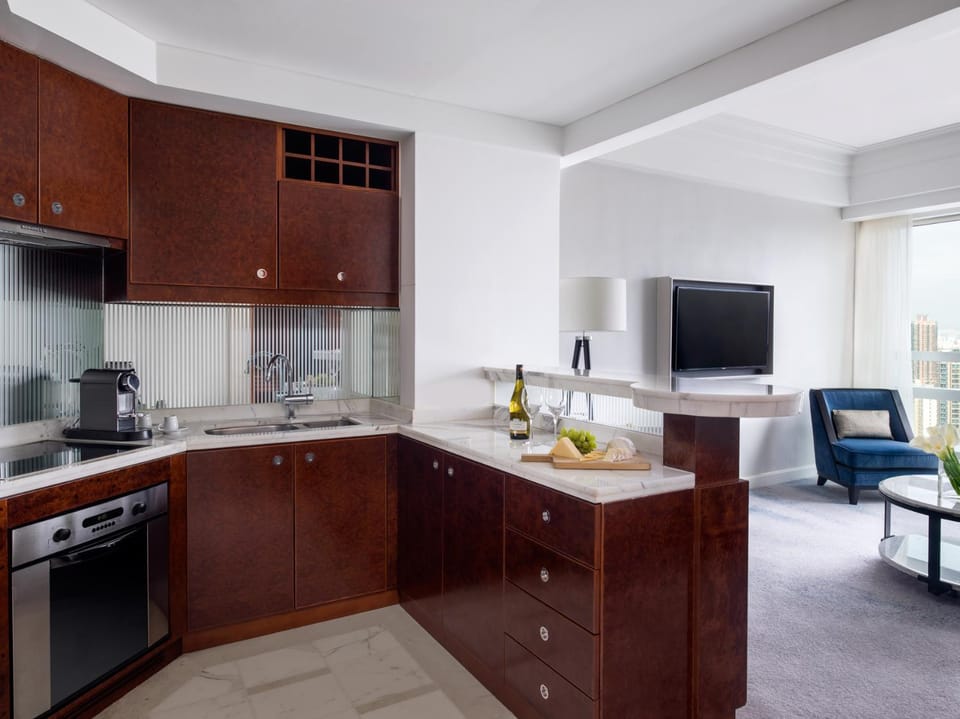 TV and multimedia, Kitchen or kitchenette