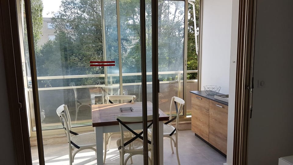 Balcony/Terrace, Dining area
