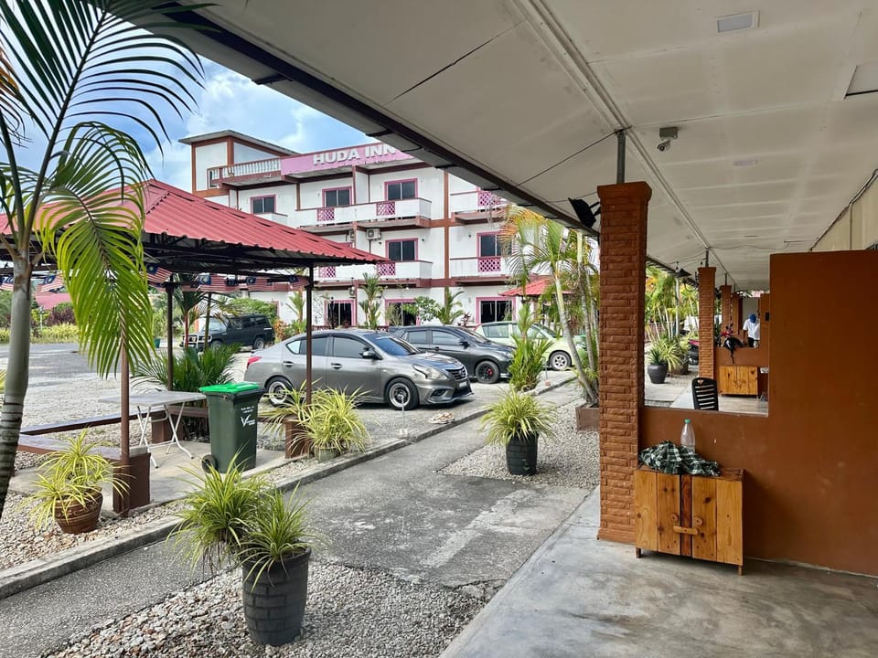 Huda Inn Bed and Breakfast in Kedah