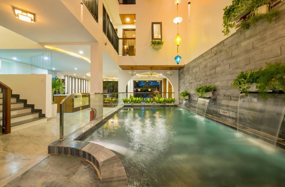 Swimming pool, Swimming pool