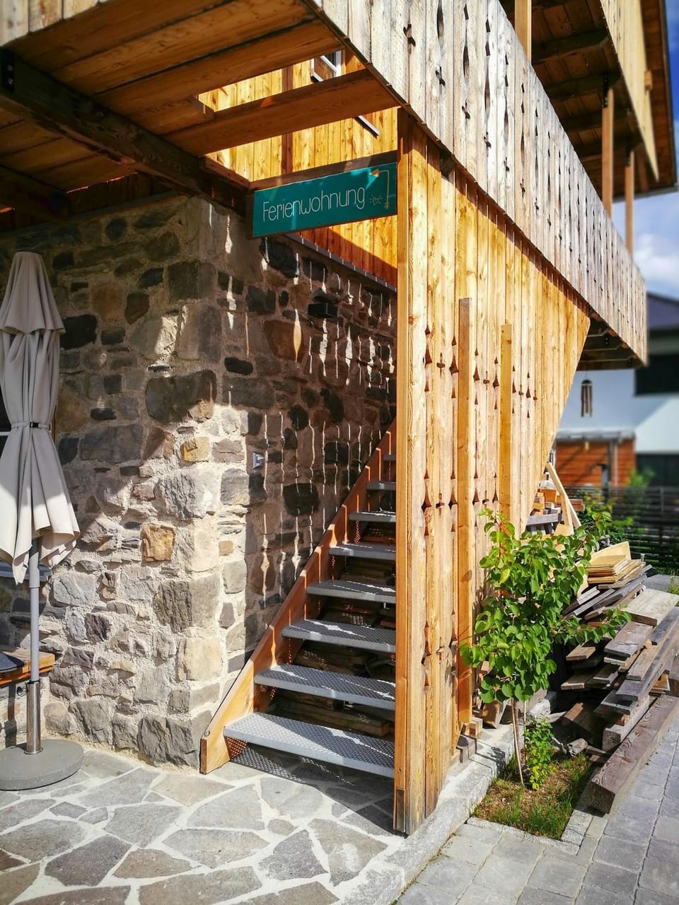 Property building, Facade/entrance