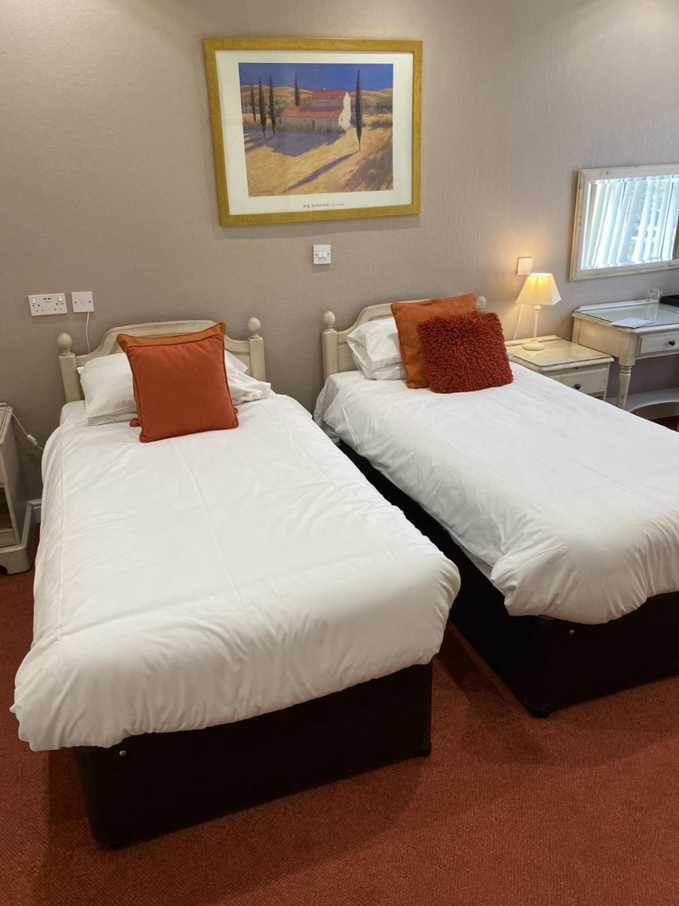 Tyn-y-Coed Inn Hotel in Wales