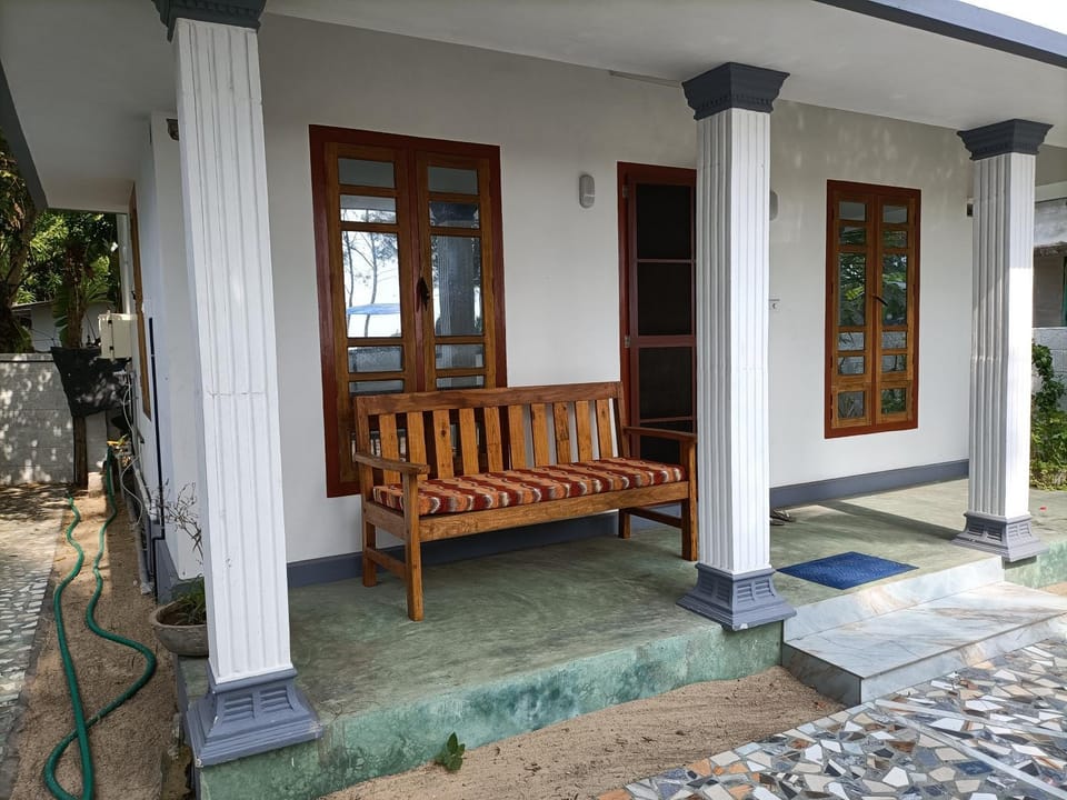 Kadalamma Beach Homestay Bed and Breakfast in Alappuzha