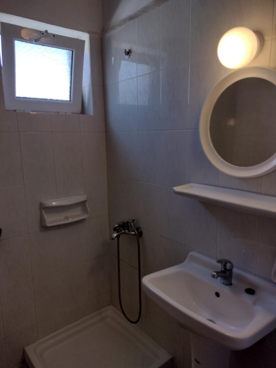 Sunrise Studios Alykes Bed and Breakfast in Katastari
