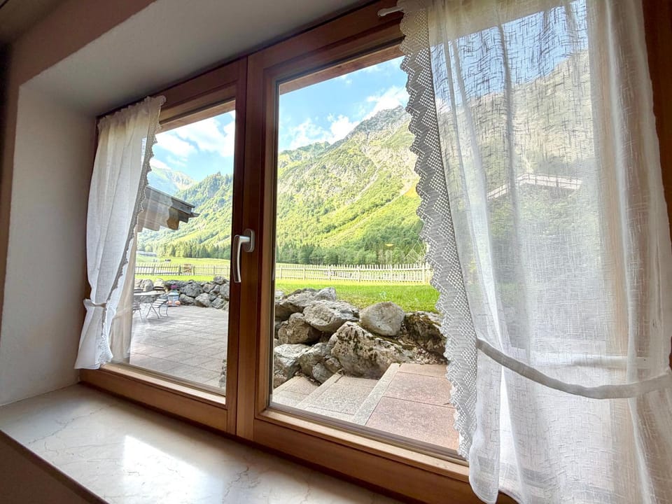 Landhaus Spielmannsau Bed and Breakfast in Oberstdorf