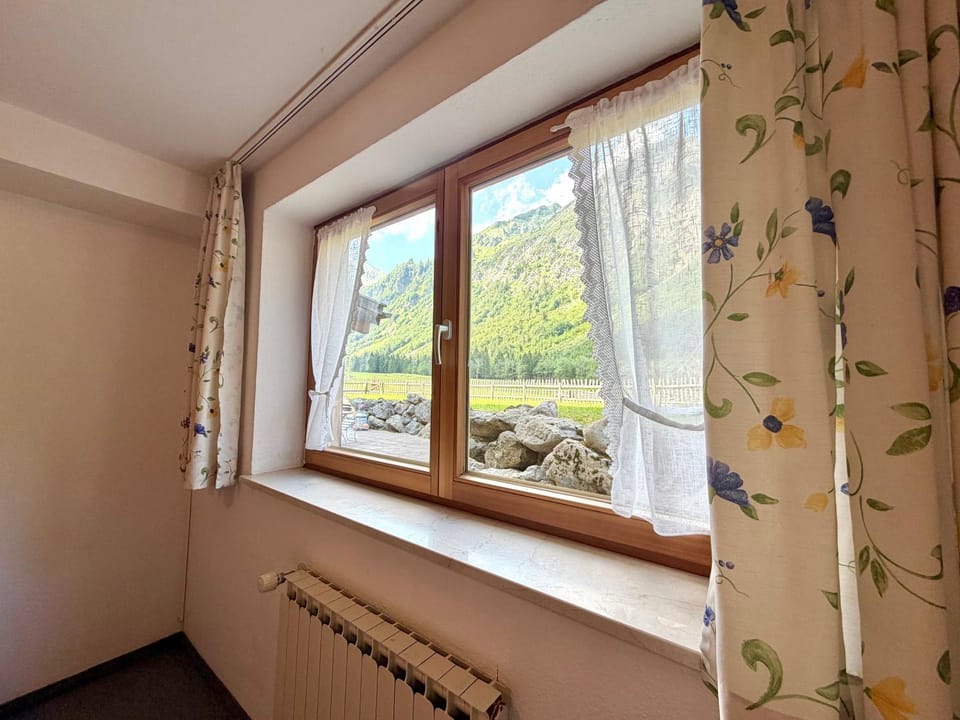 Landhaus Spielmannsau Bed and Breakfast in Oberstdorf