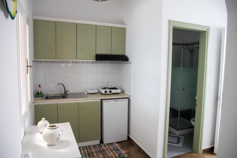 Bathroom, Kitchen or kitchenette