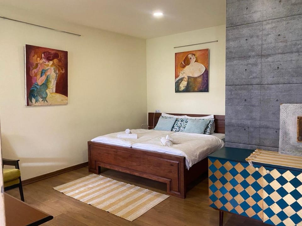 Gallery Guesthouse Bed and Breakfast in Yerevan