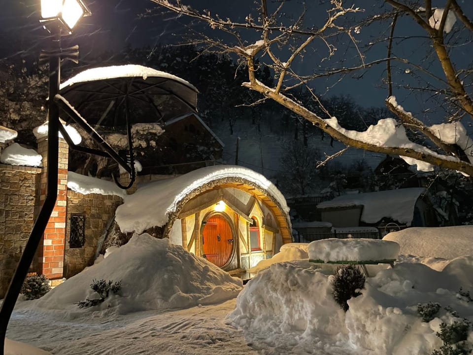 Property building, Winter